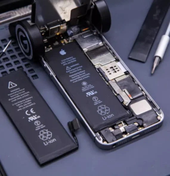 iPhone 13 battery replacement price